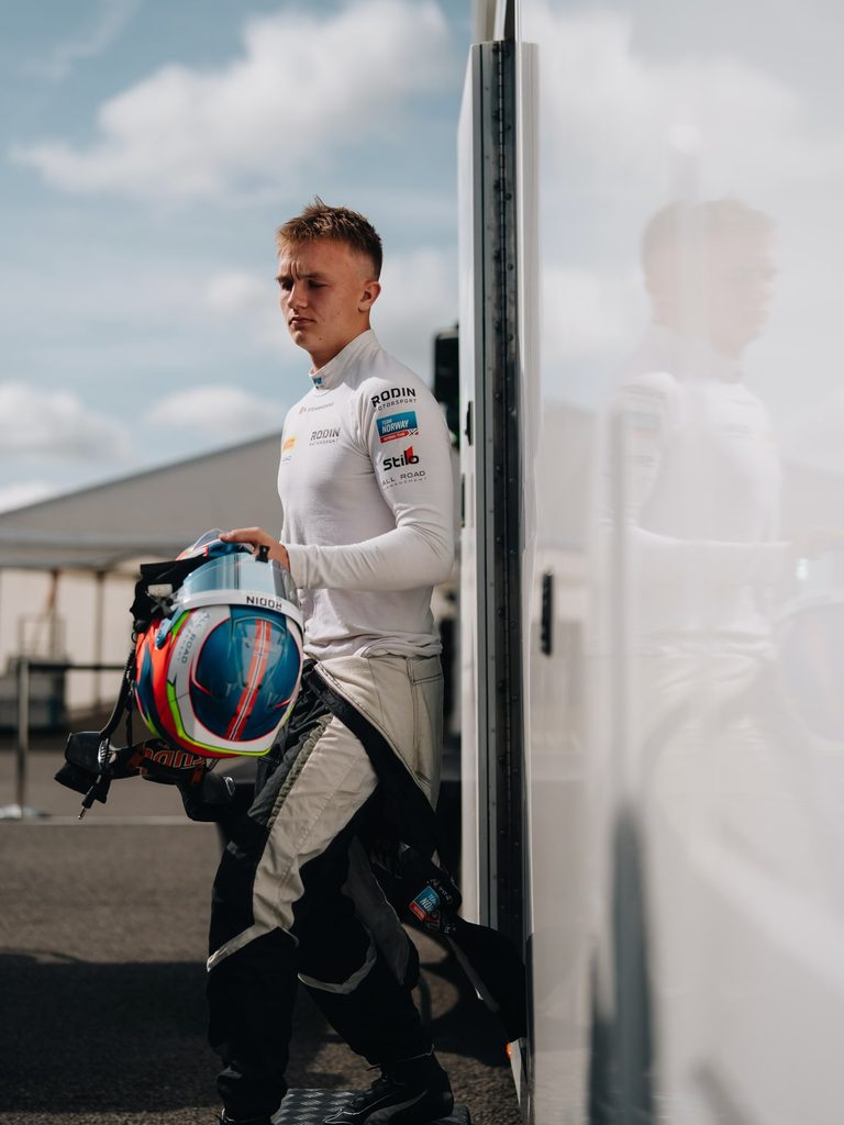 Back on track for rd9🇭🇺